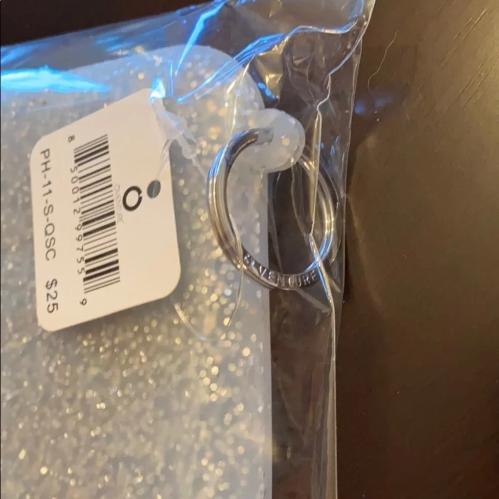 iPhone 11 silver glitter case key ring bracelet set
